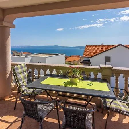 Rogic * Crikvenica