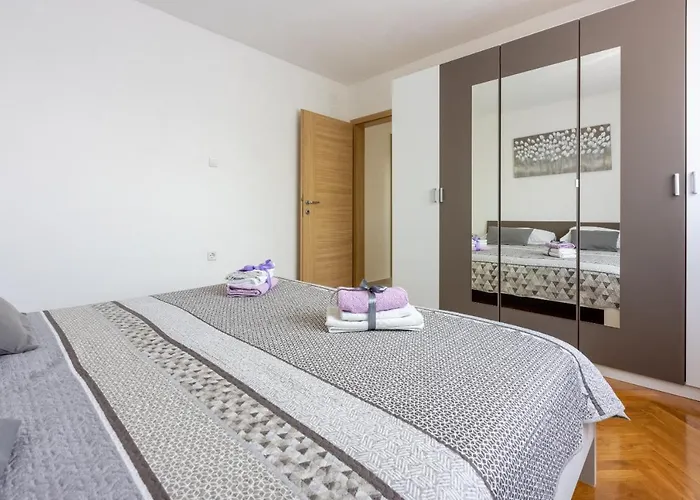 アパート Rogic *